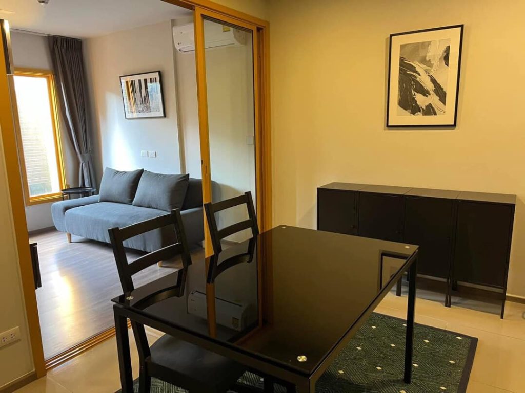 One BHK Condo for Rent