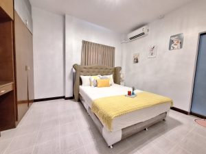 Detached House for Sale