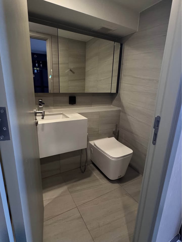One Bedroom Condo For Rent