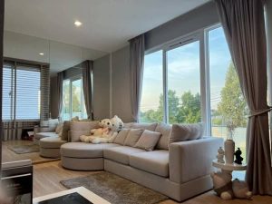 Beautiful Three Storey House For Rent