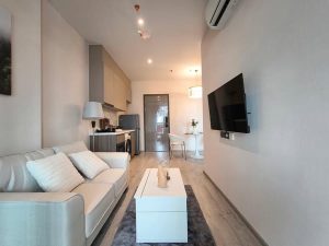 One Bedroom Condo For Rent