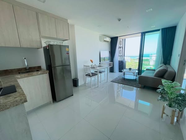 One Bedroom Condo For Rent