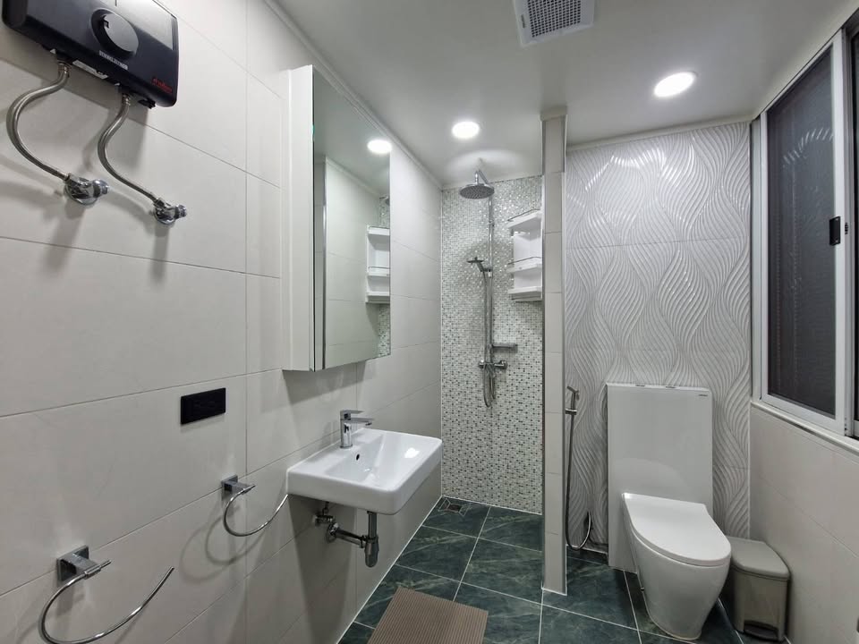 Large Two Bedroom Condo For Rent