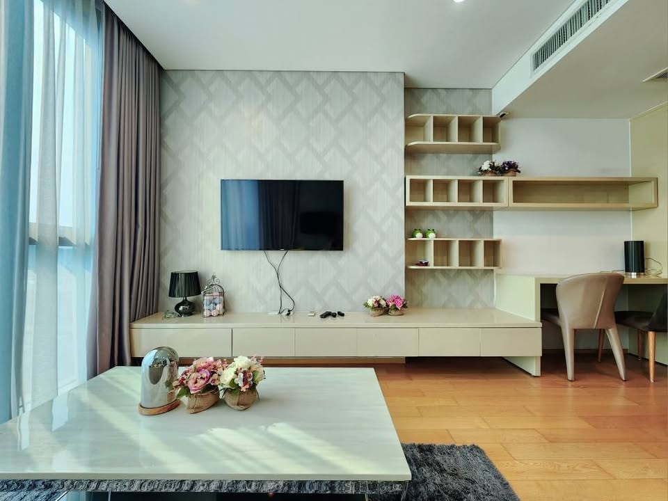 One Bedroom Condo For Rent