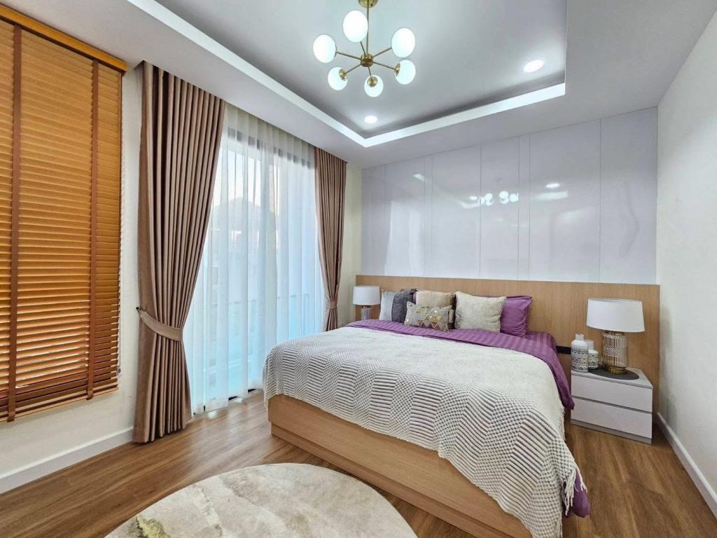 Luxury Pool Villa For Sale