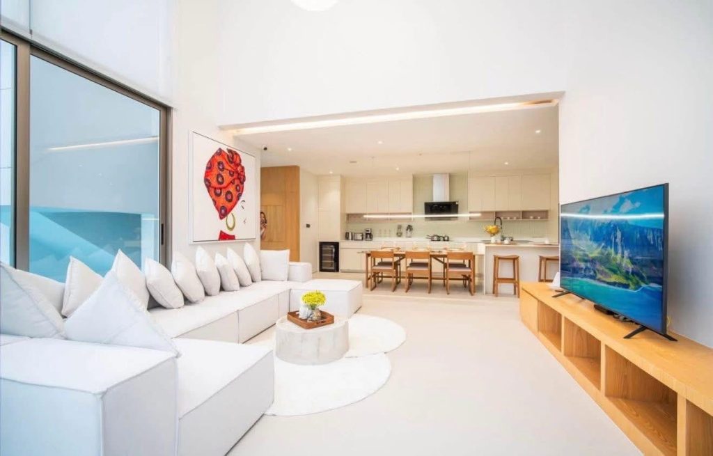 Luxury Pool Villa For Sale