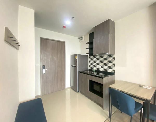 One Bedroom Condo For Rent