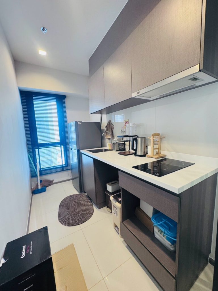 Two Bedroom Condo For Rent