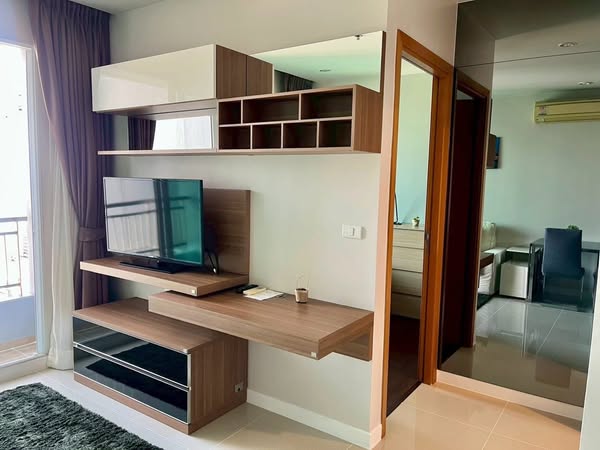 One Bedroom Condo For Rent