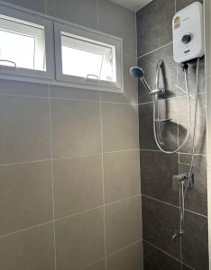 Detached House For Rent