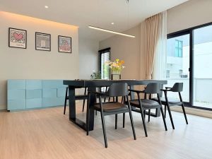 Detached House For Rent