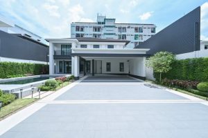 Detached House For Rent