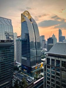 One Bedroom Condo For Rent