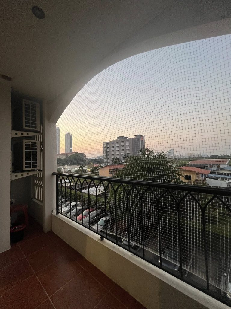 One Bedroom Condo For Rent