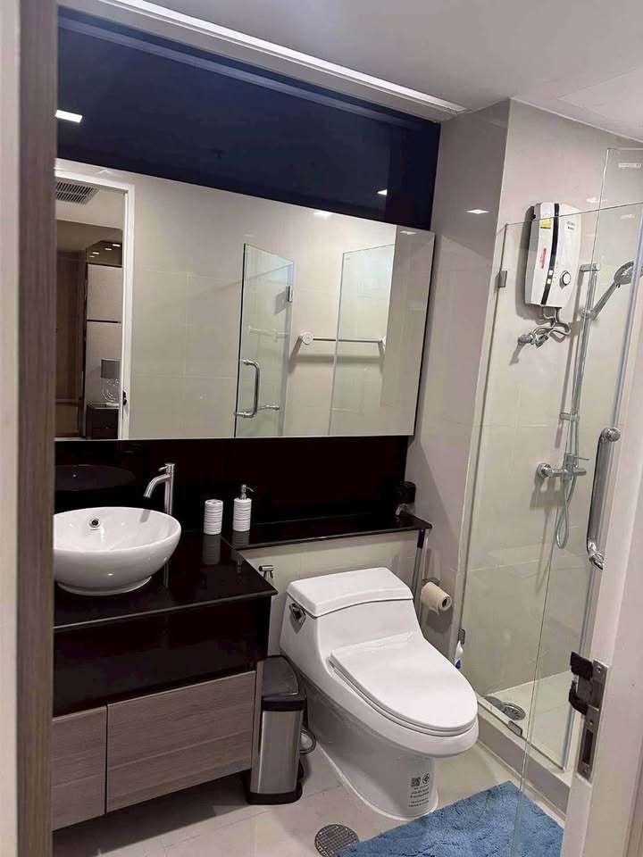 Two Bedroom Condo For Rent