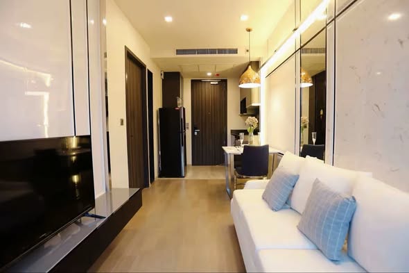 One Bedroom Condo For Rent
